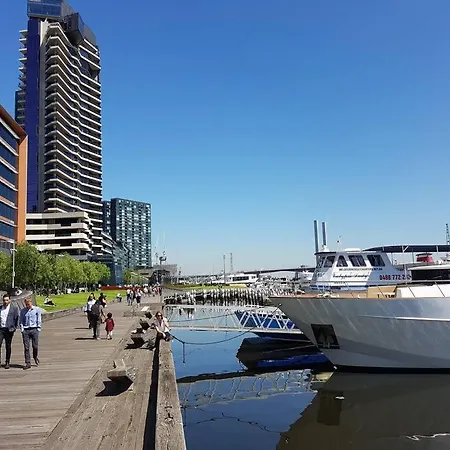 Melbourne Docklands Riverside Views Exterior photo